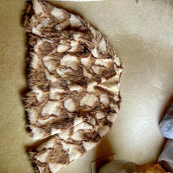 Decree multi colored beige and coffee medium faux fur short jacket - Picture 1 of 8